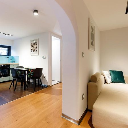 Stylish City Apartment Split Exteriör bild