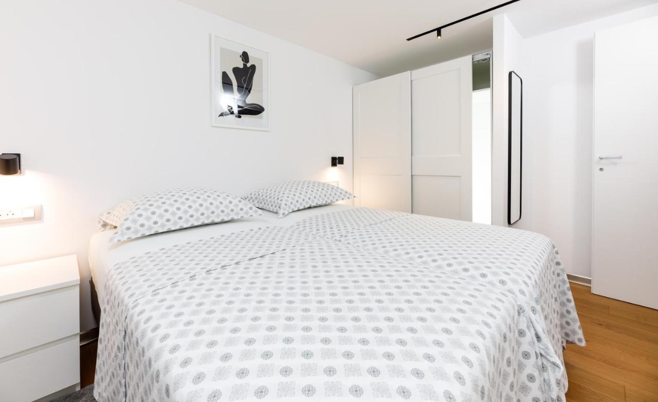 Stylish City Apartment Split Exteriör bild